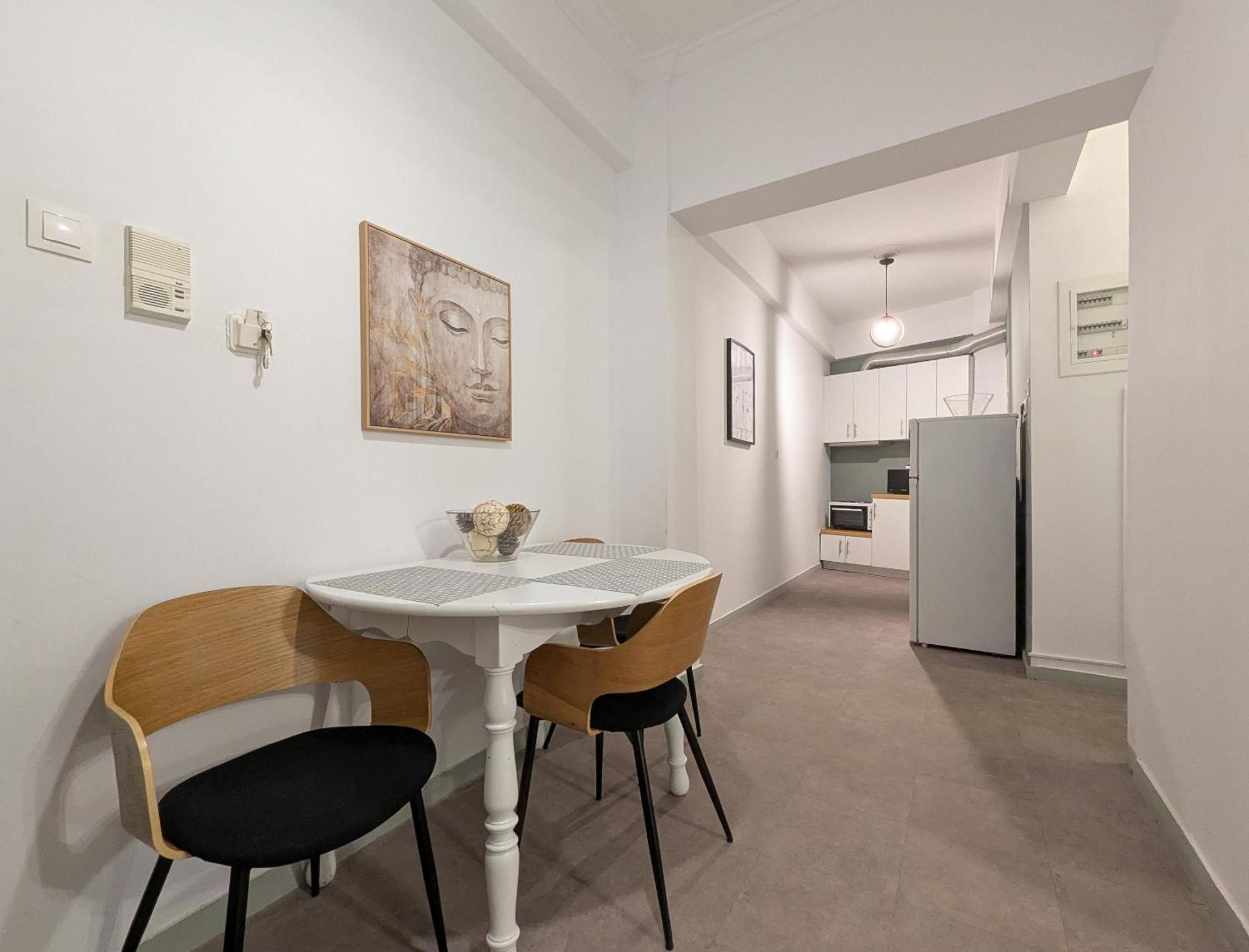 Spacious Apt For 5 Guests Next To Acropolis&Metro Athene Buitenkant foto
